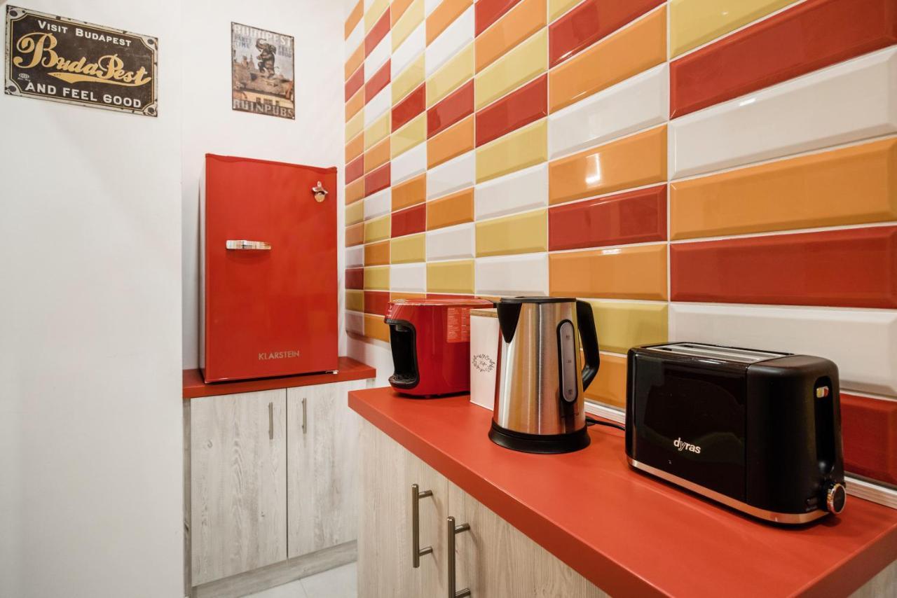 Centre Point Apartment บูดาเปสต์ ภายนอก รูปภาพ