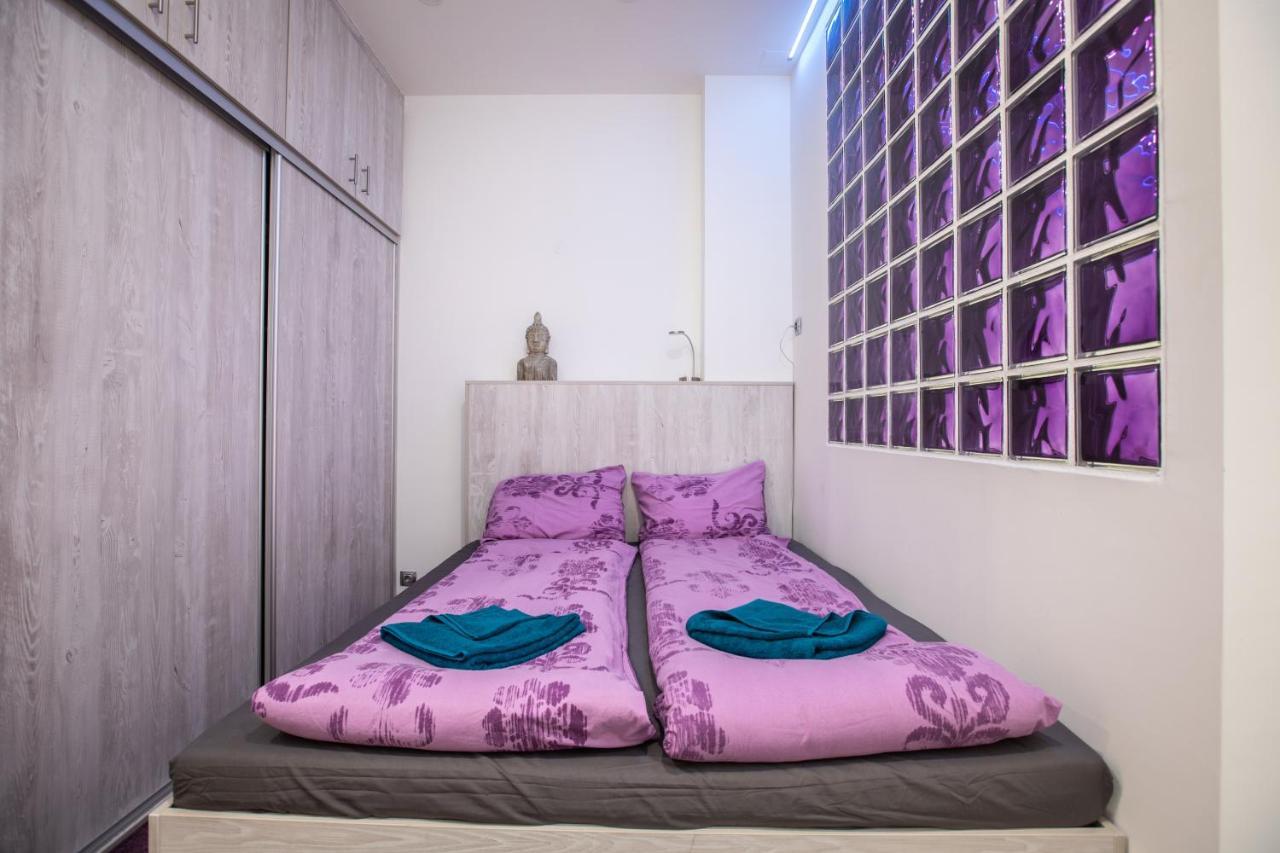 Centre Point Apartment บูดาเปสต์ ภายนอก รูปภาพ